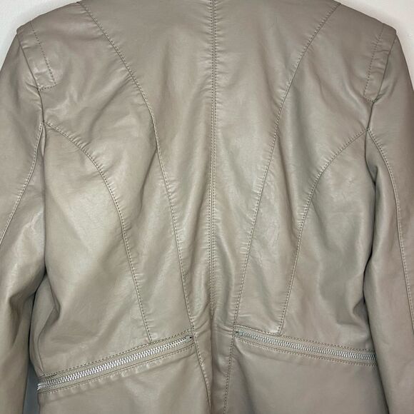 Blank NYC Brown/Tan Vegan Leather Moto Biker Jacket Size Small - Picture 8 of 9